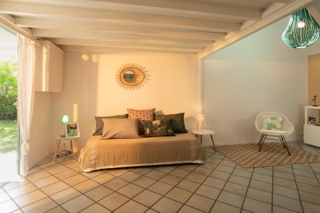 Jolie Case Creole, Lagon A Pied, Jardin Saint-Gilles Les Bains Exterior photo